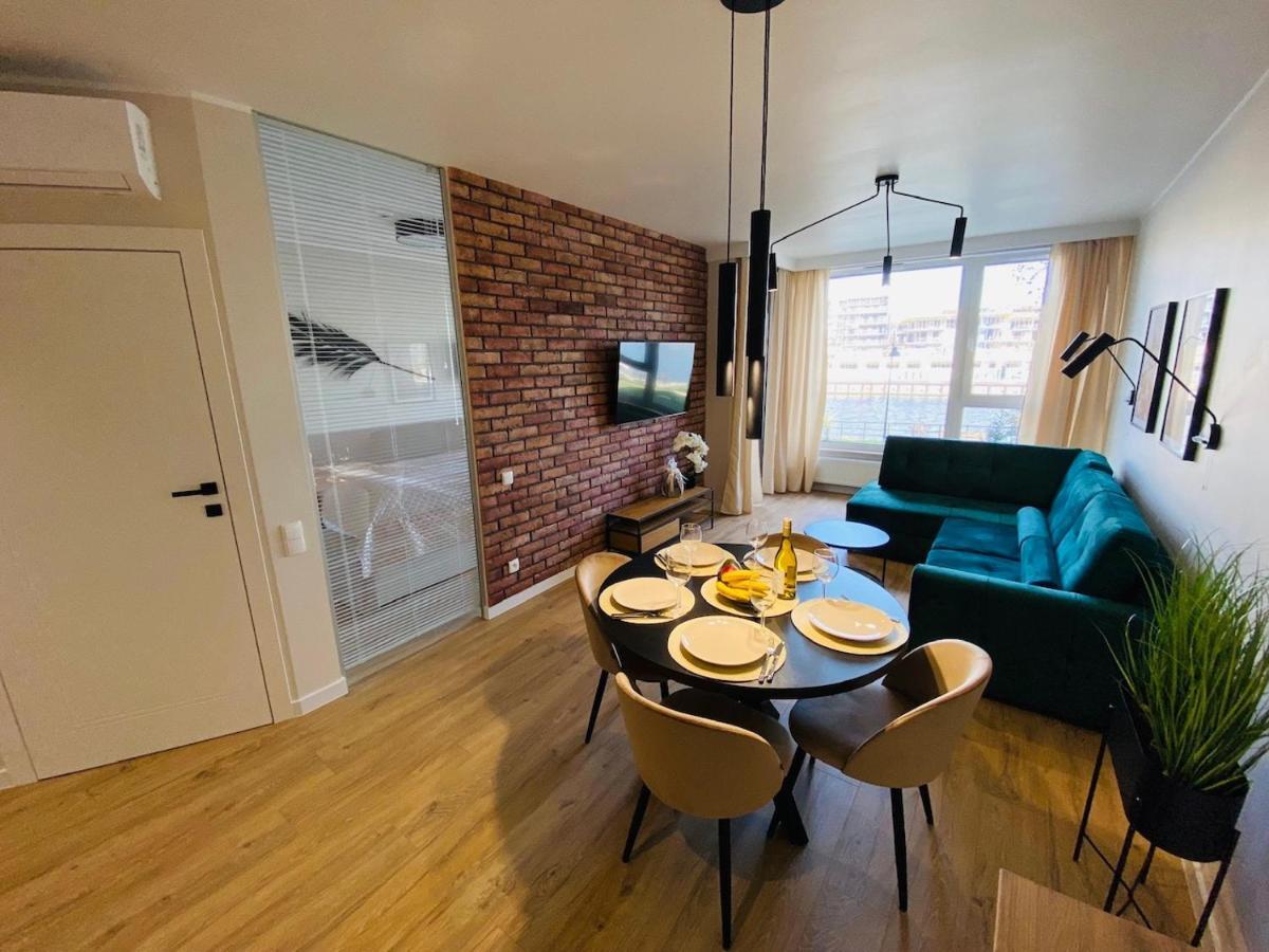 Apartamenty S&S Chlebova Gdansk Z Widokiem Na Rzeke Motlawe, Stare Miasto Екстер'єр фото