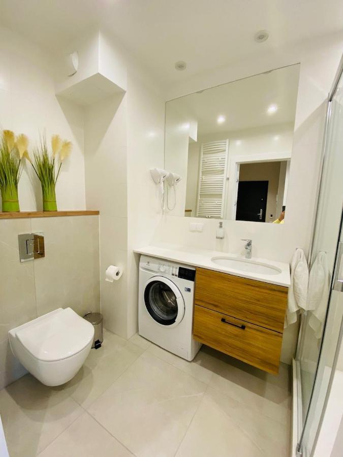 Apartamenty S&S Chlebova Gdansk Z Widokiem Na Rzeke Motlawe, Stare Miasto Екстер'єр фото
