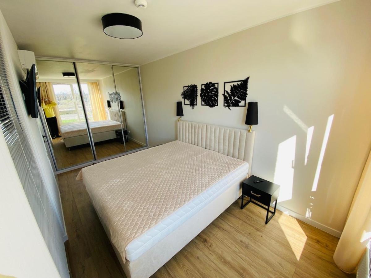 Apartamenty S&S Chlebova Gdansk Z Widokiem Na Rzeke Motlawe, Stare Miasto Екстер'єр фото